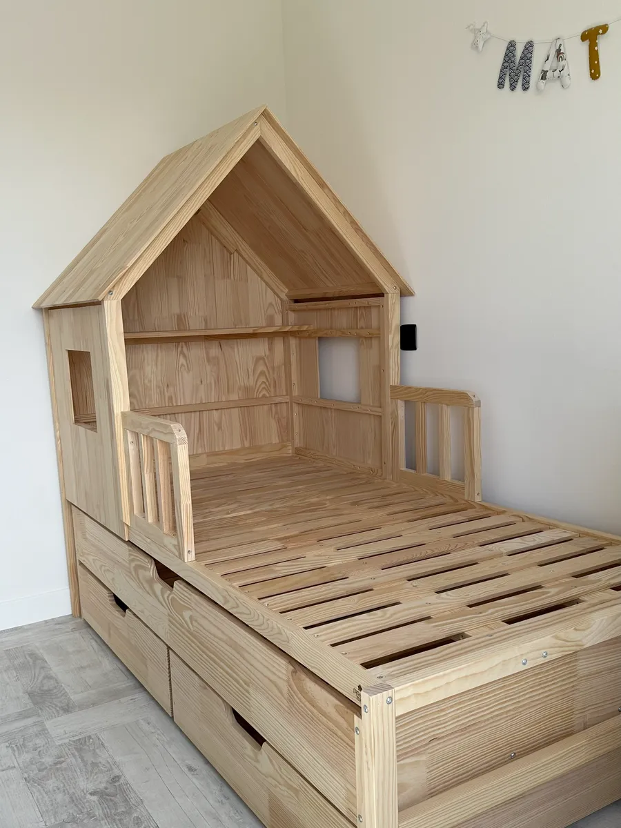 Atelier de Léna - lit artisanal conçu sur mesure_1